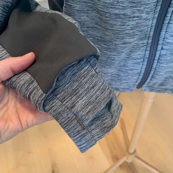 Jacket - Picture 3 of 6